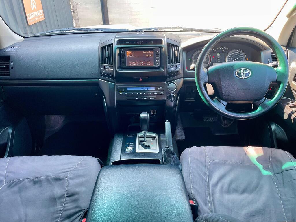 TOYOTA LAND CRUISER LAND CRUISER 200 V8 4.5D GX A/T - 12