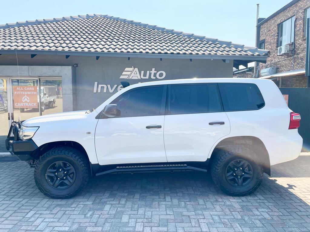 TOYOTA LAND CRUISER LAND CRUISER 200 V8 4.5D GX A/T - 8
