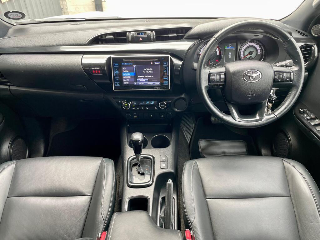 TOYOTA HILUX HILUX 2.8 GD-6 RB RAIDER A/T P/U D/C - 11