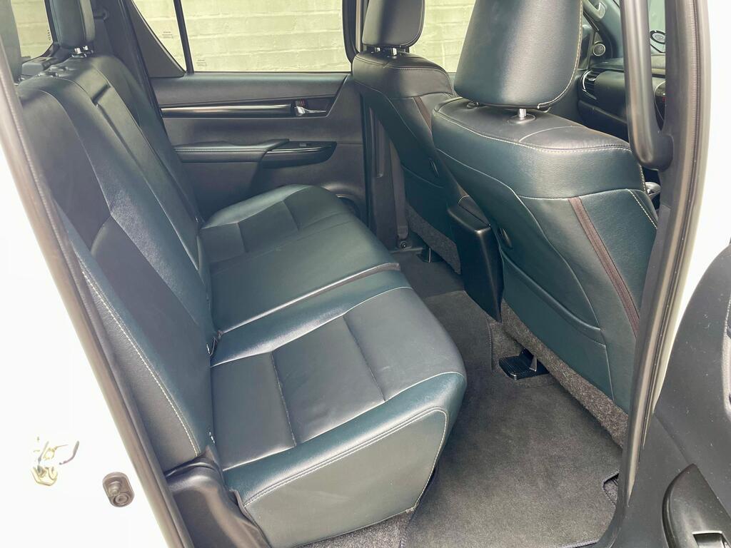 TOYOTA HILUX HILUX 2.8 GD-6 RB RAIDER A/T P/U D/C - 15