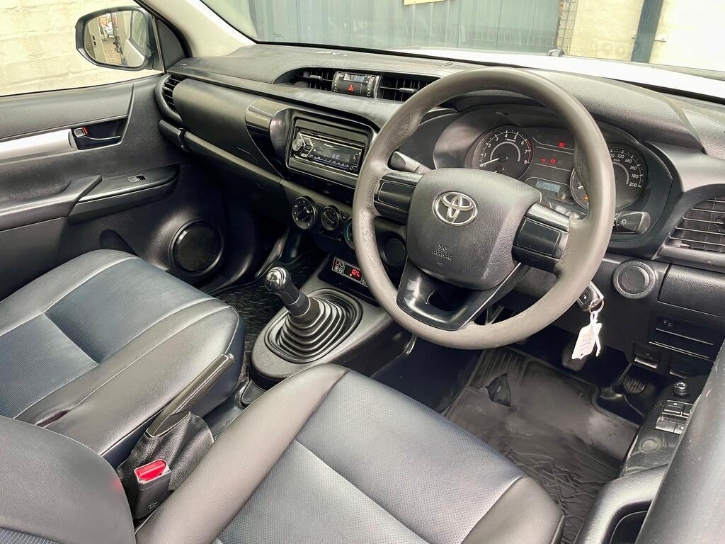 TOYOTA HILUX HILUX 2.0 VVTi A/C P/U S/C - 12