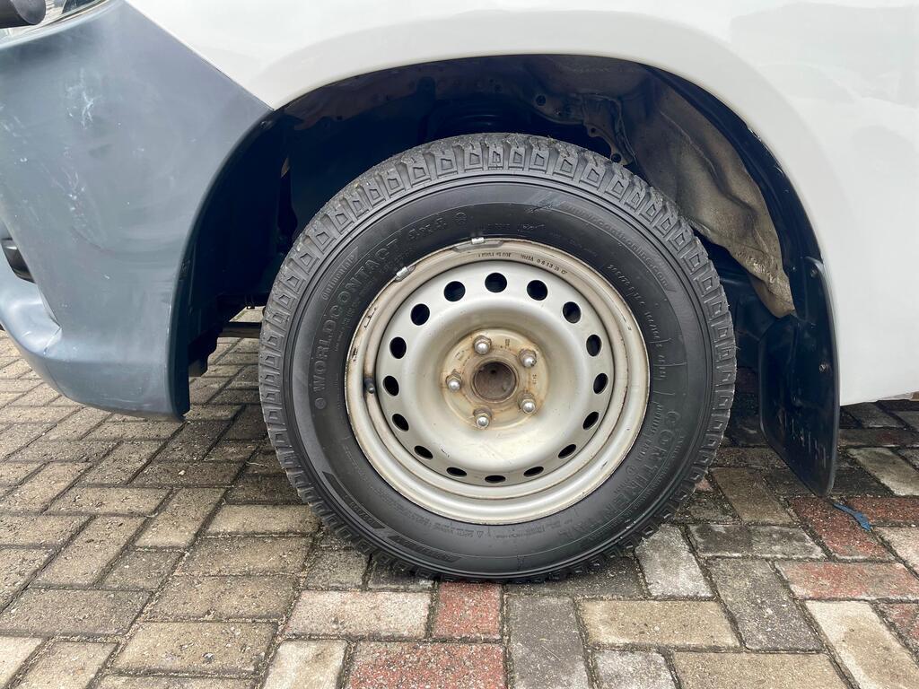 TOYOTA HILUX HILUX 2.0 VVTi A/C P/U S/C - 9