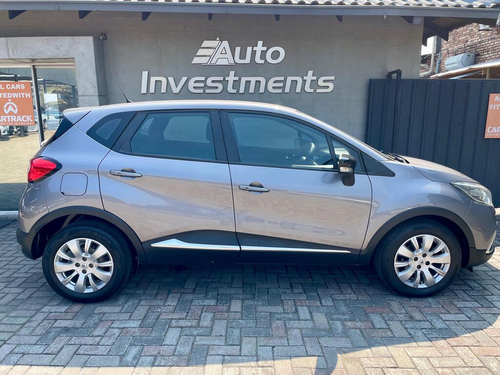 RENAULT CAPTUR CAPTUR 900T EXPRESSION 5DR (66KW) - 4