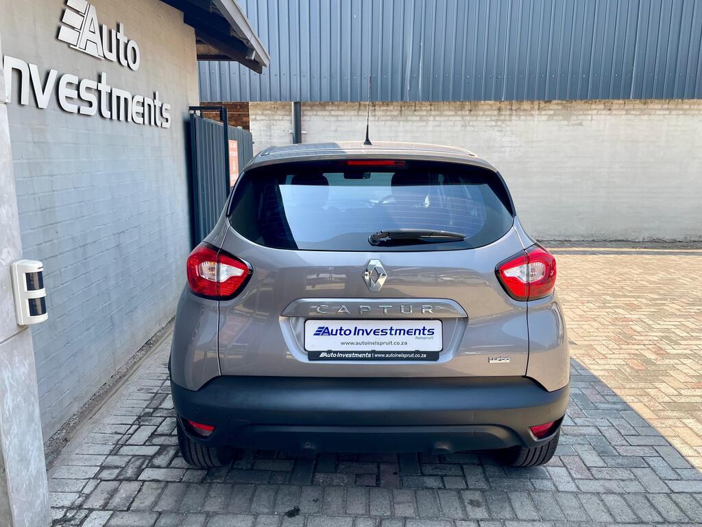 RENAULT CAPTUR CAPTUR 900T EXPRESSION 5DR (66KW) - 6