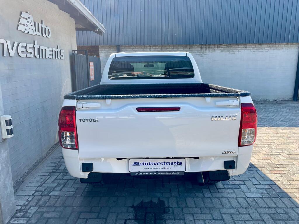 TOYOTA HILUX HILUX 2.4 GD-6 SR 4X4 P/U D/C - 6