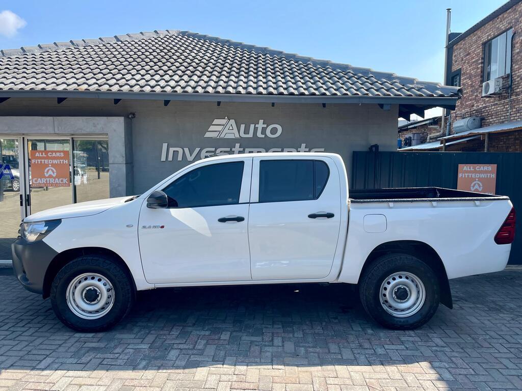 TOYOTA HILUX HILUX 2.4 GD-6 SR 4X4 P/U D/C - 8