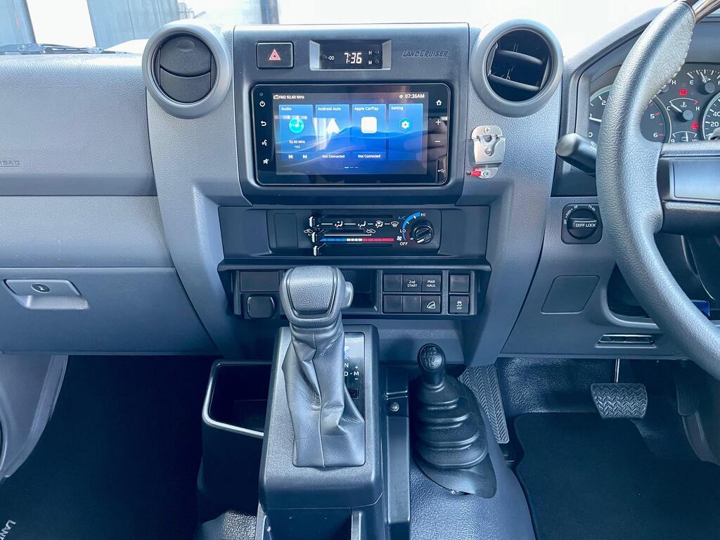 TOYOTA LAND CRUISER PICK UP LAND CRUISER 79 2.8 GD-6 P/U D/C A/T - 13