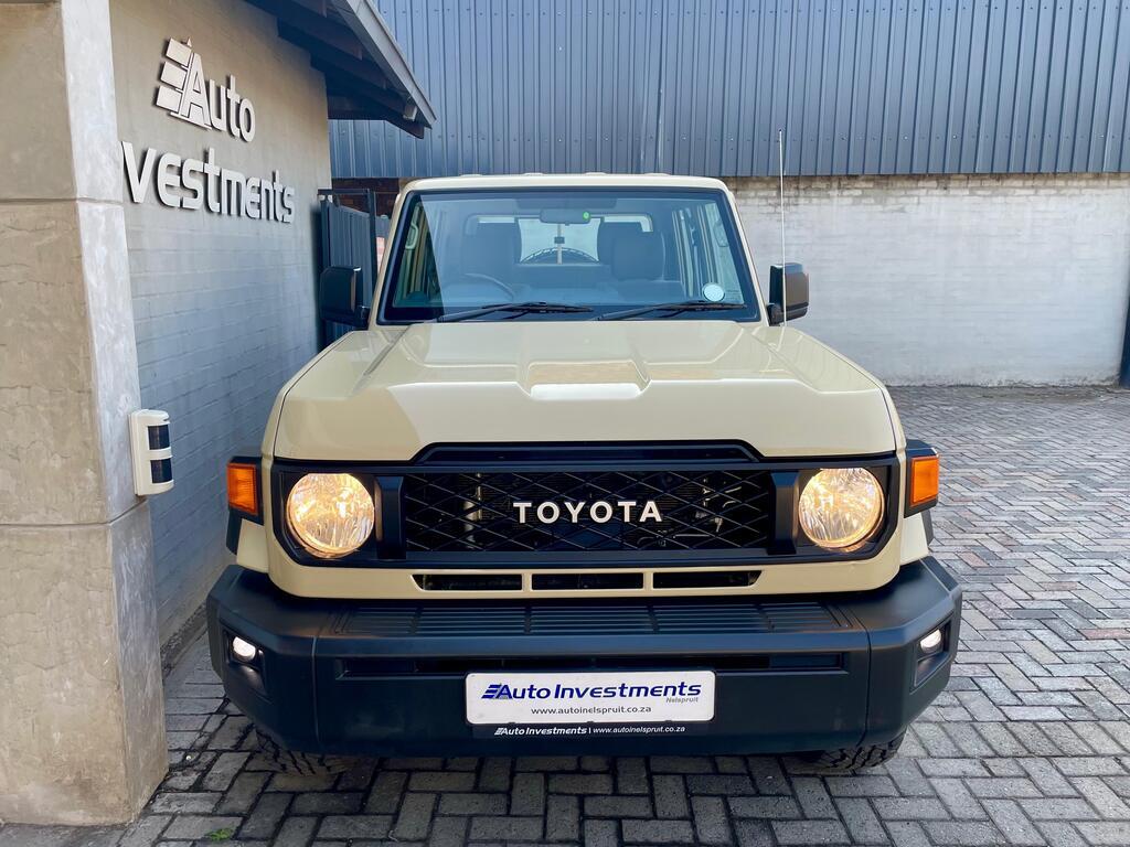 TOYOTA LAND CRUISER PICK UP LAND CRUISER 79 2.8 GD-6 P/U D/C A/T - 2
