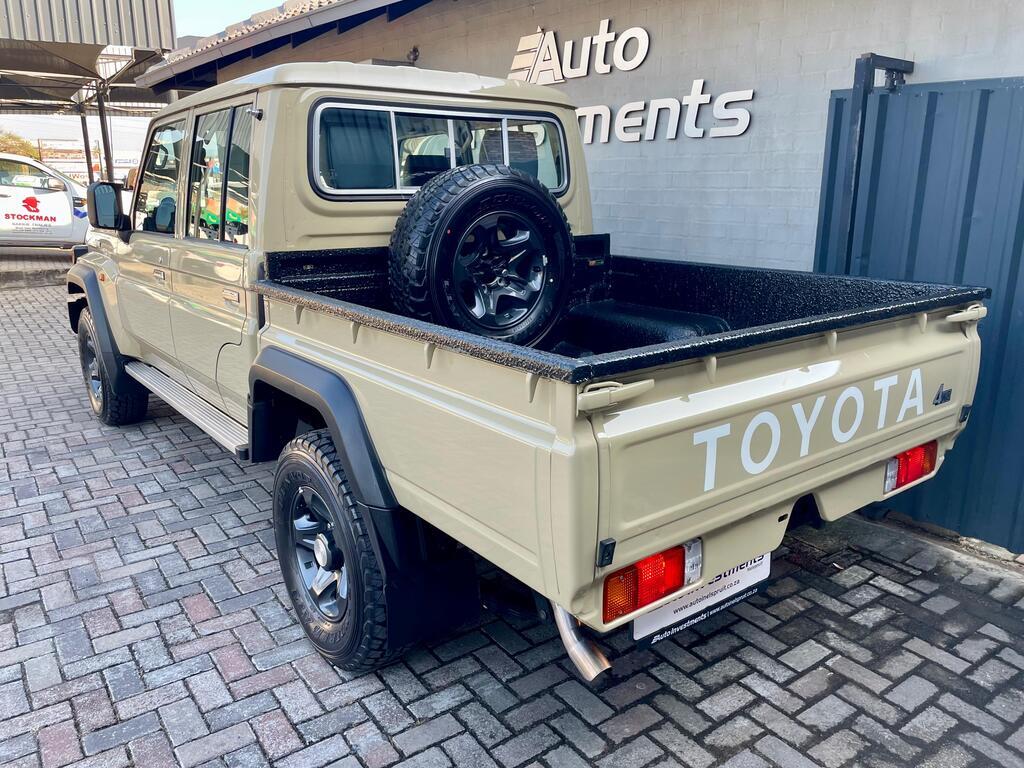 TOYOTA LAND CRUISER PICK UP LAND CRUISER 79 2.8 GD-6 P/U D/C A/T - 7