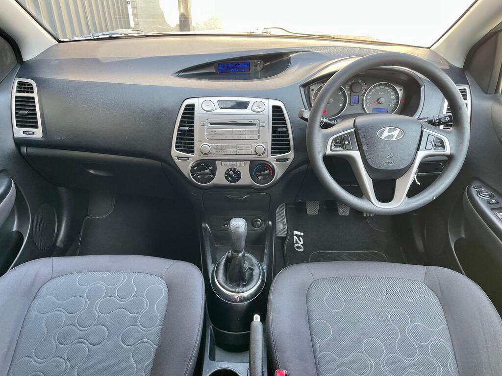 HYUNDAI I20 i20 1.6 - 12