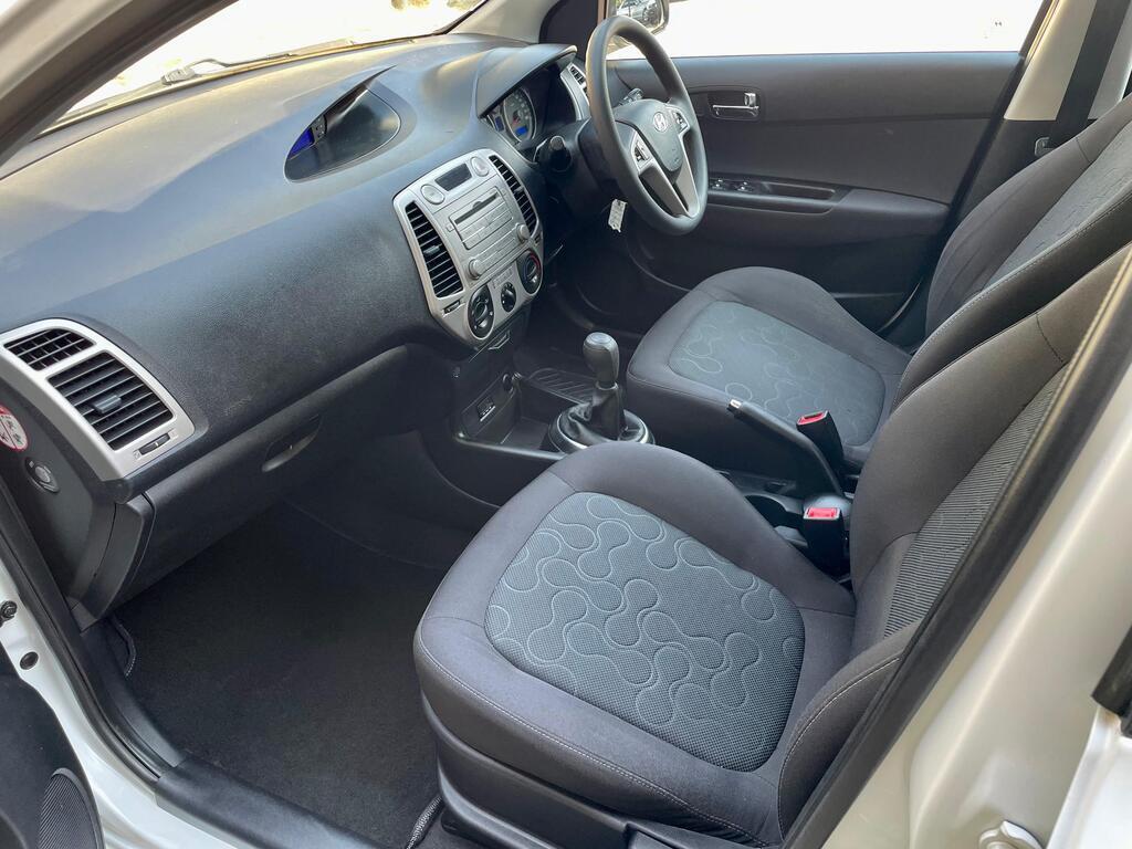 HYUNDAI I20 i20 1.6 - 17