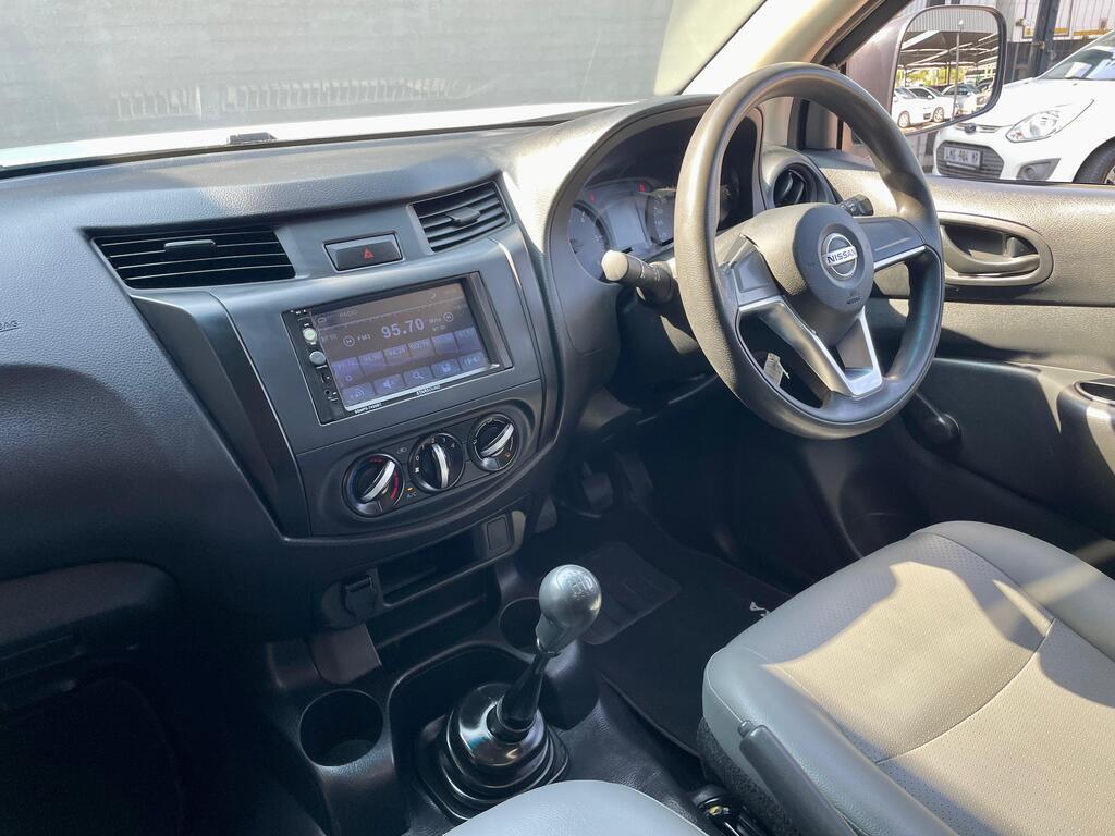 NISSAN NAVARA NAVARA 2.5DDTI XE S/C P/U - 12