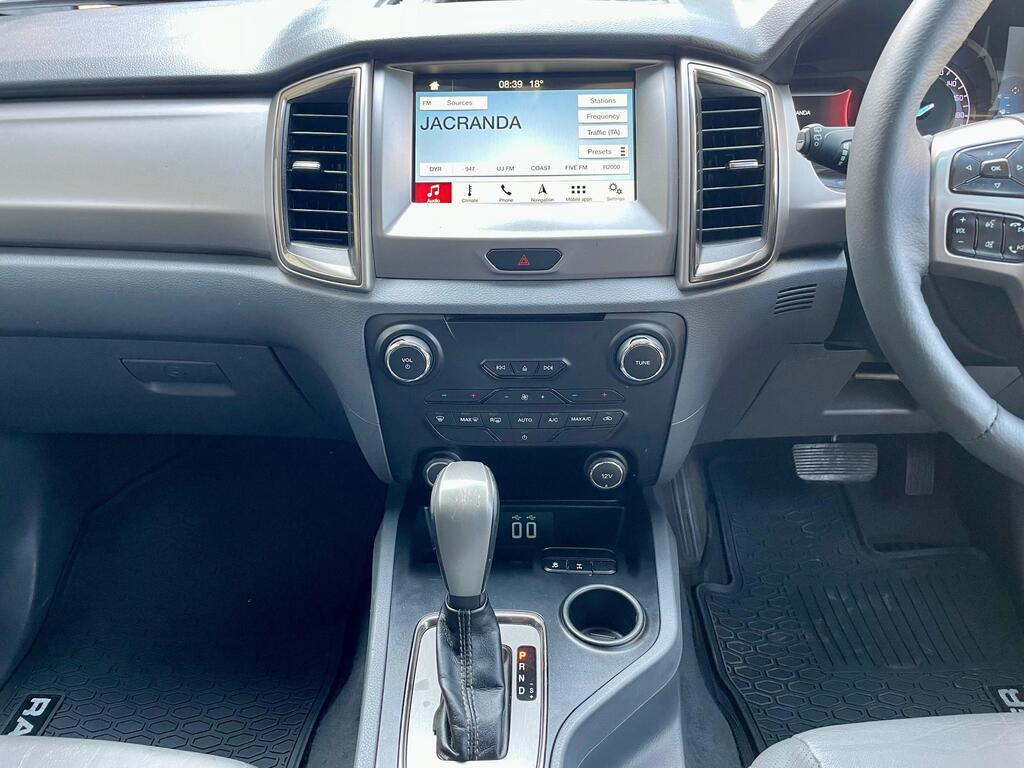 FORD EVEREST EVEREST 2.2 TDCi  XLT A/T - 14