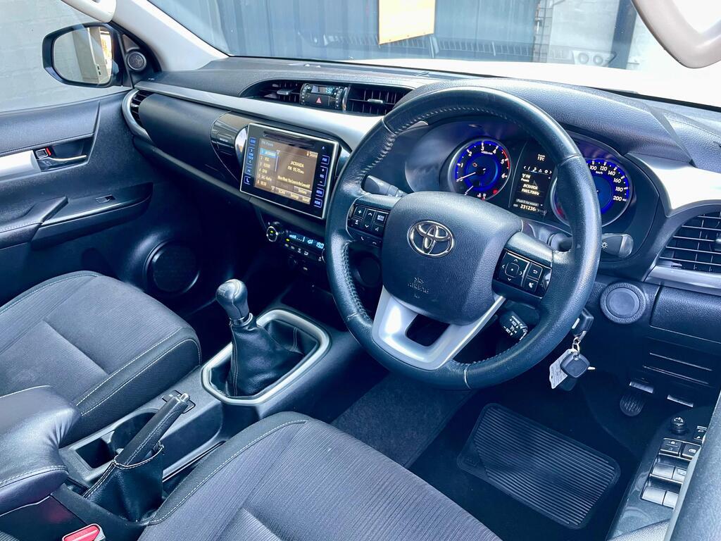 TOYOTA HILUX HILUX 2.8 GD-6 RB RAIDER P/U D/C - 18