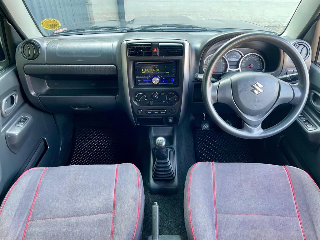 SUZUKI JIMNY JIMNY 1.3 - 12