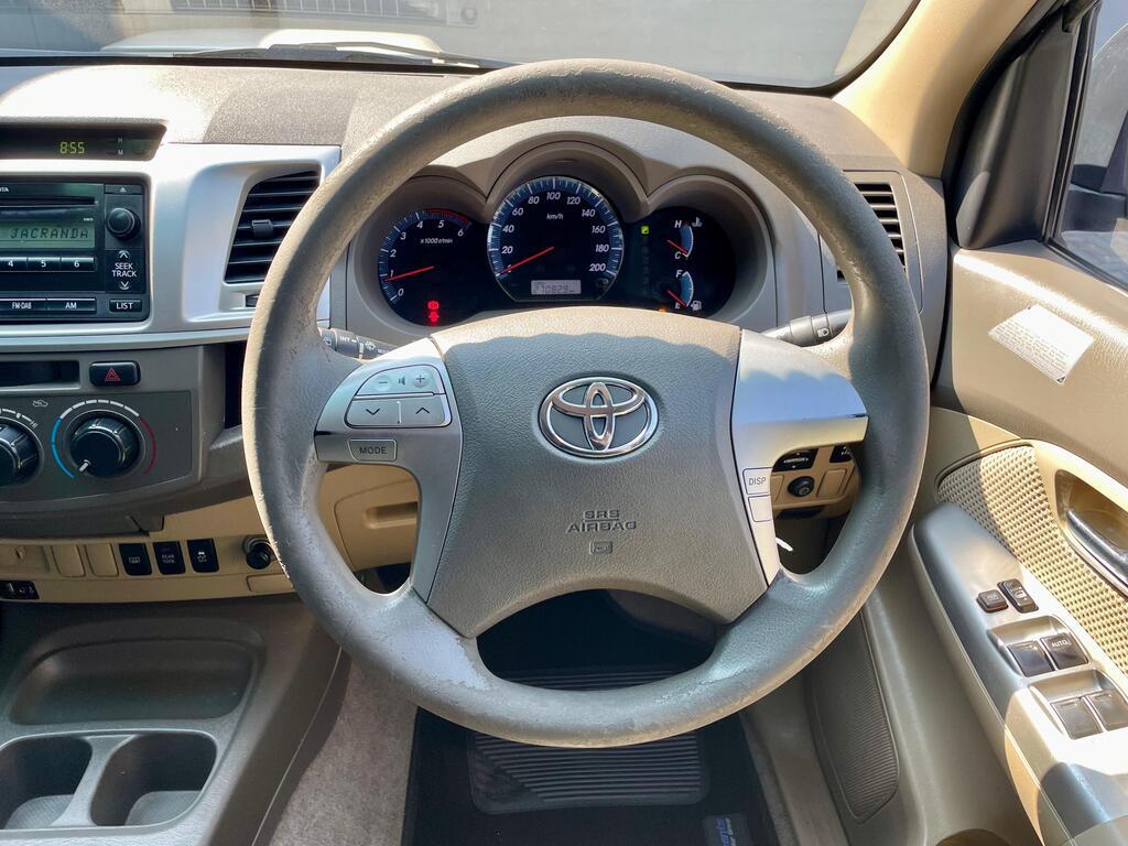 TOYOTA FORTUNER FORTUNER 2.5D-4D RB A/T - 15