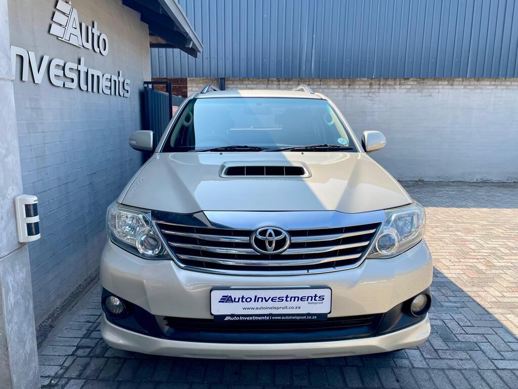 TOYOTA FORTUNER FORTUNER 2.5D-4D RB A/T - 2