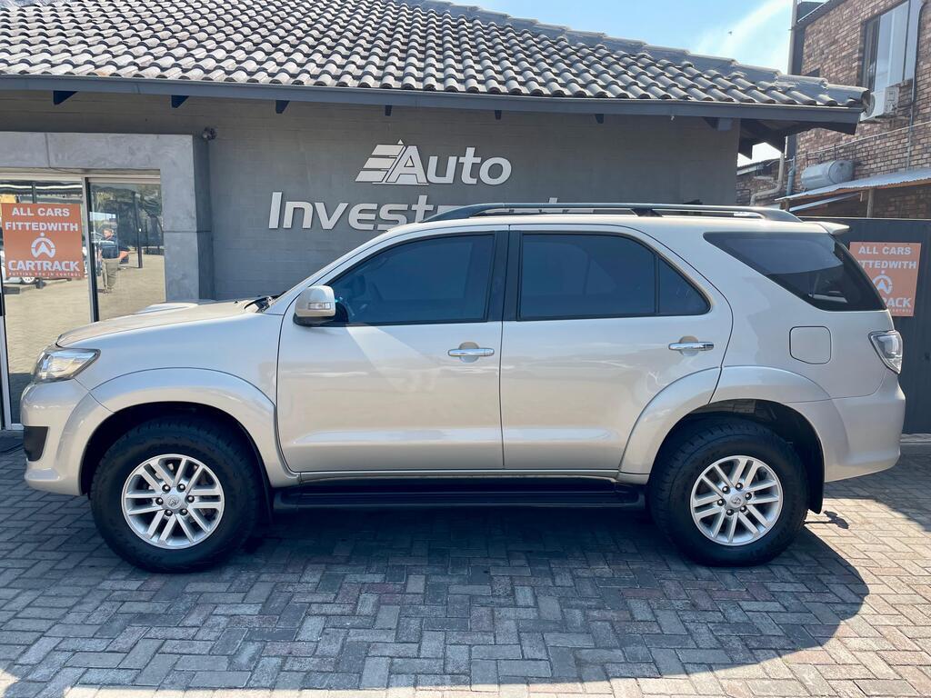 TOYOTA FORTUNER FORTUNER 2.5D-4D RB A/T - 8