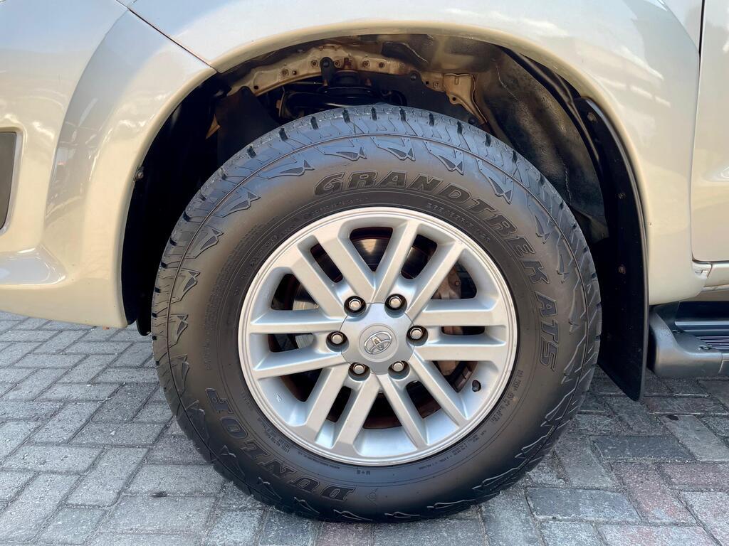 TOYOTA FORTUNER FORTUNER 2.5D-4D RB A/T - 9