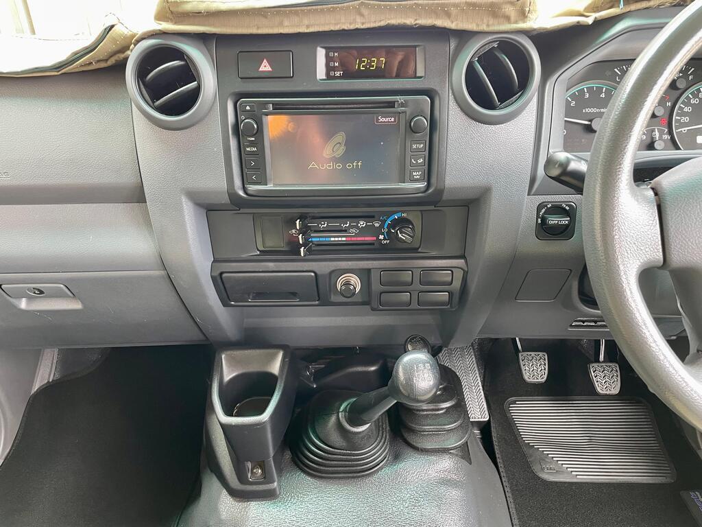 TOYOTA LAND CRUISER PICK UP LAND CRUISER 79 4.0P P/U D/C - 14