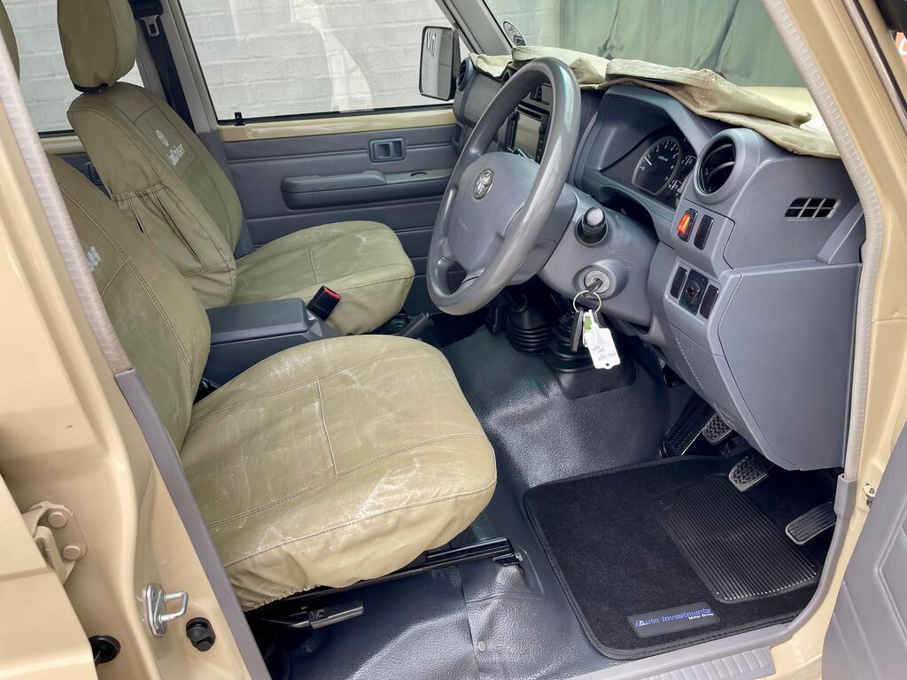 TOYOTA LAND CRUISER PICK UP LAND CRUISER 79 4.0P P/U D/C - 16