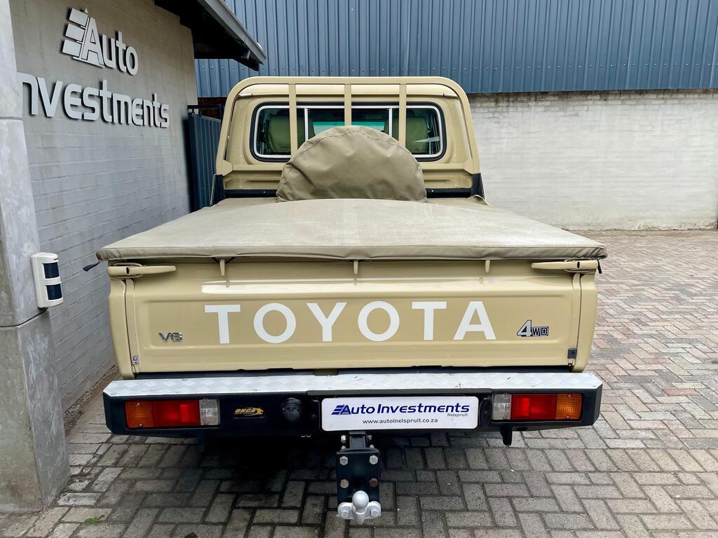 TOYOTA LAND CRUISER PICK UP LAND CRUISER 79 4.0P P/U D/C - 6