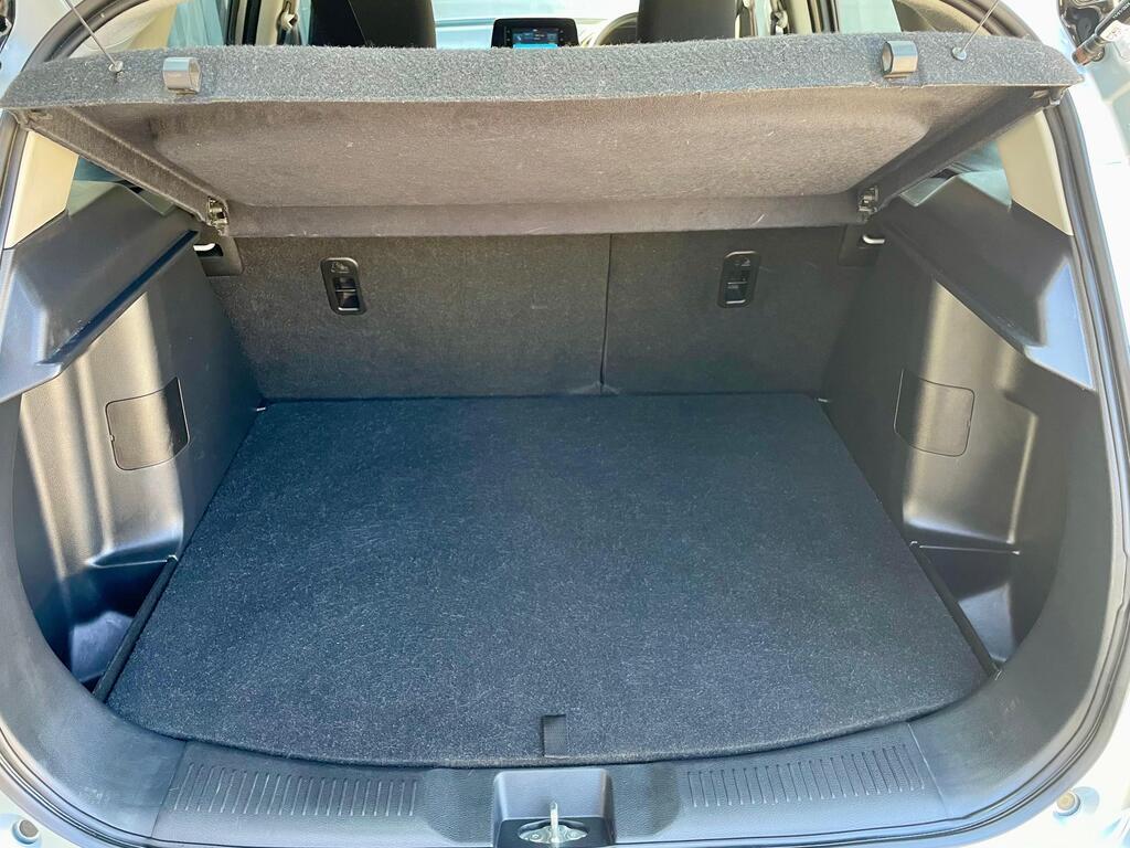 TOYOTA URBAN CRUISER URBAN CRUISER 1.5 XR A/T - 11