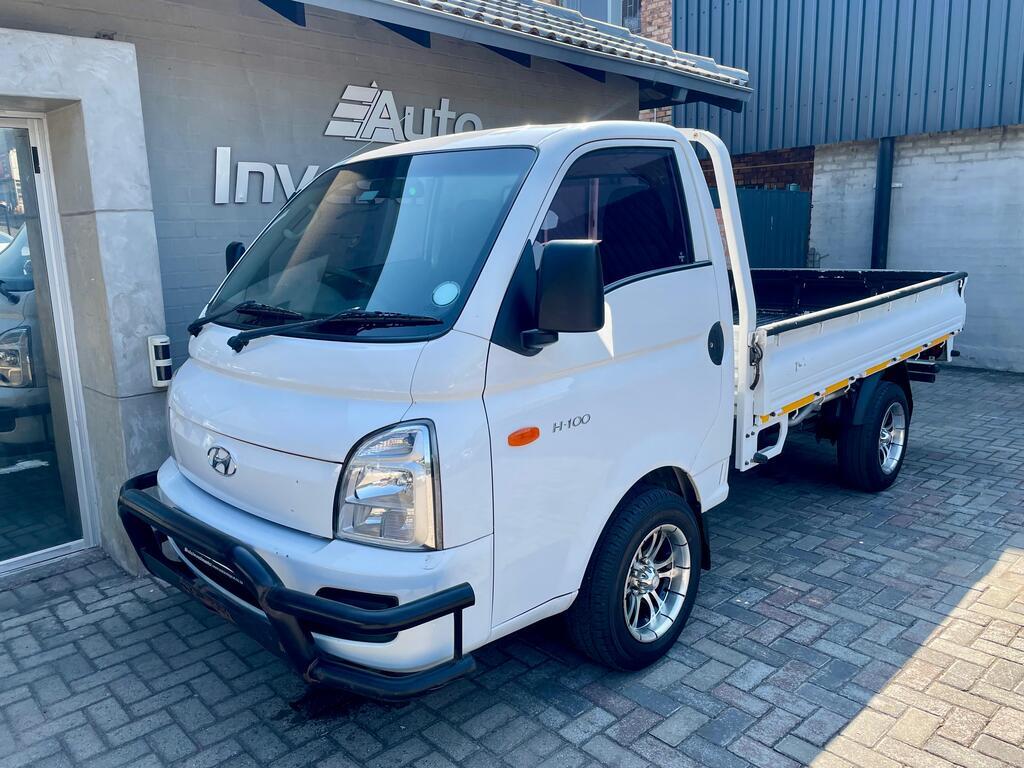 HYUNDAI H100 / BAKKIE H100 2.6D A/C F/C D/S - 1