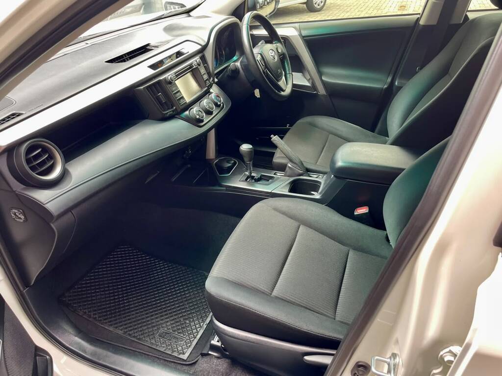 TOYOTA RAV 4 RAV4 2.0 GX A/T - 15
