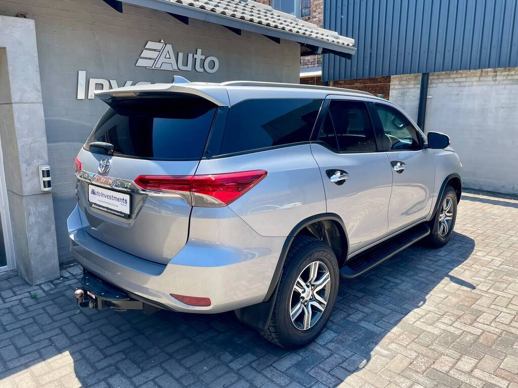 TOYOTA FORTUNER FORTUNER 2.8GD-6 R/B - 5