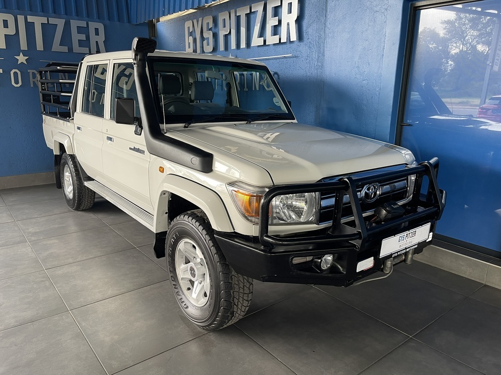 2022 Toyota LAND CRUISER 79 LAND CRUISER 79 4.2D P/U D/C photo