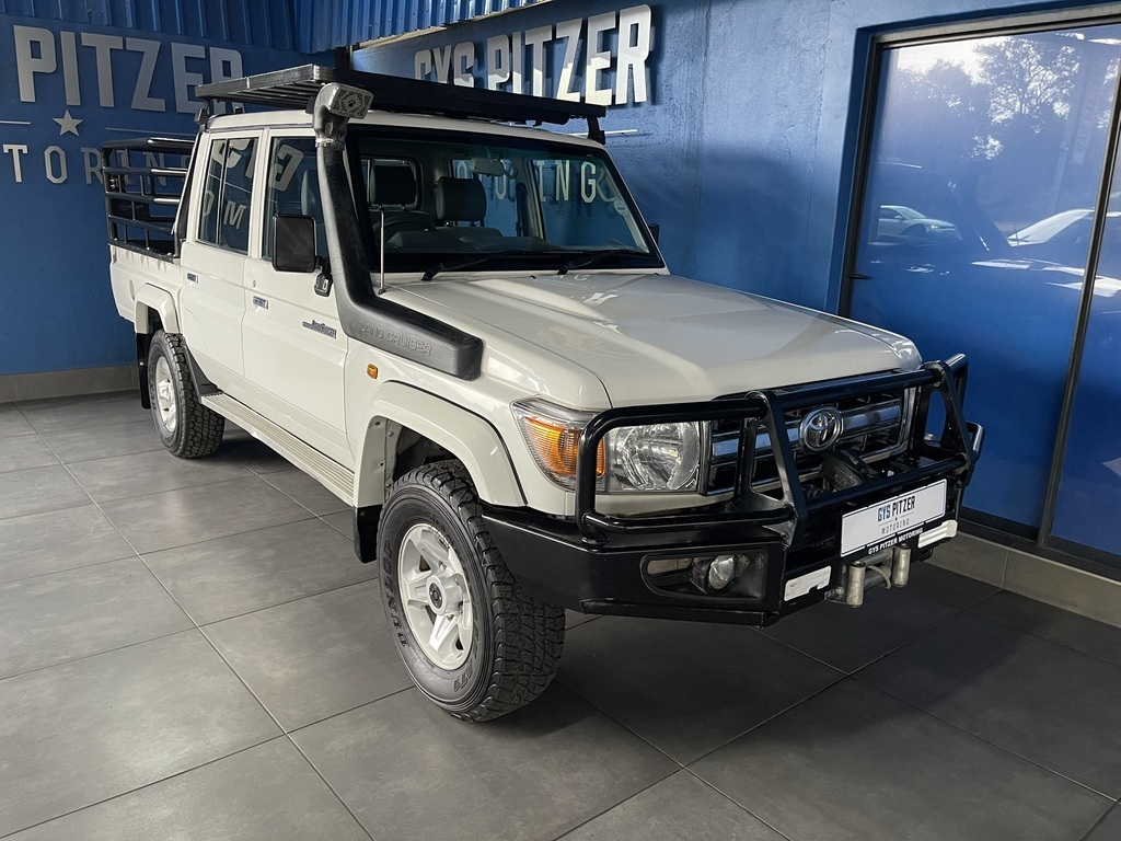 2022 Toyota LAND CRUISER 79 LAND CRUISER 79 4.2D P/U D/C photo