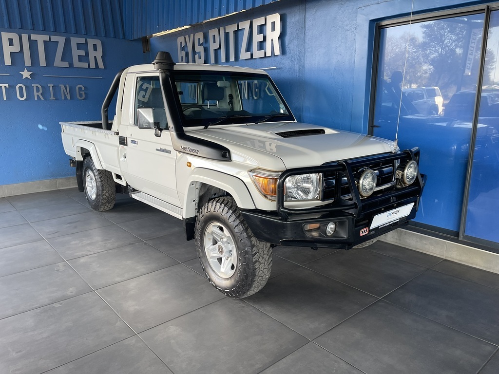 2018 TOYOTA LAND CRUISER 79 LAND CRUISER 79 4.5D P/U S/C