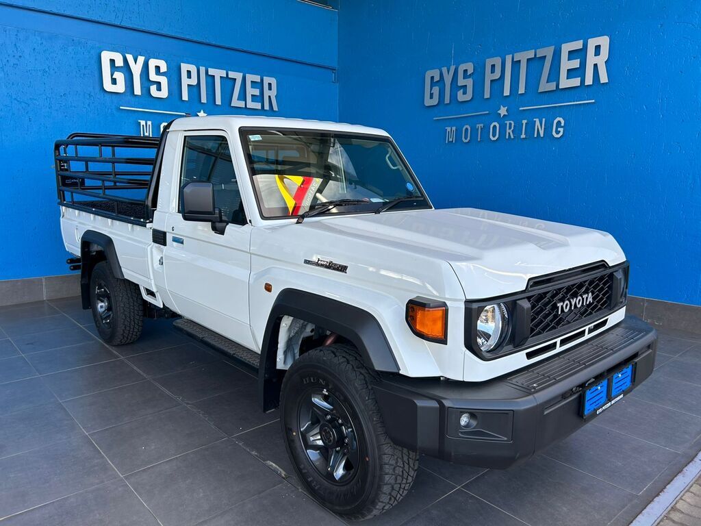 2026 Toyota LAND CRUISER 79 LAND CRUISER 79 4.2D P/U S/C photo