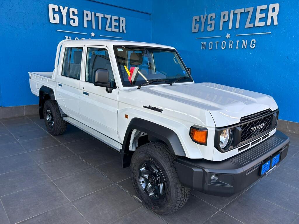 2026 Toyota LAND CRUISER 79 LAND CRUISER 79 2.8 GD-6 P/U D/C A/T photo