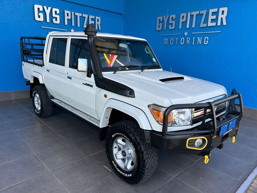 2018 Toyota LAND CRUISER 79 LAND CRUISER 79 4.5D P/U D/C photo