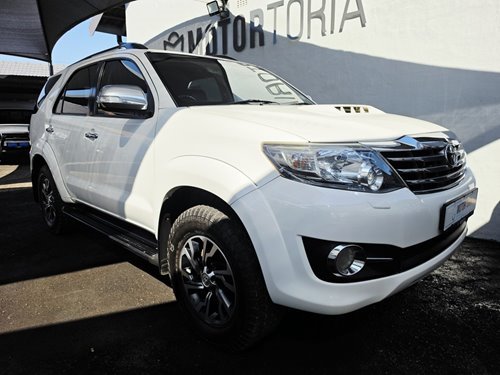 2015 TOYOTA FORTUNER FORTUNER 3.0D-4D R/B A/T