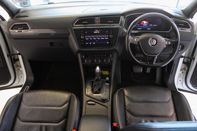 2018 VOLKSWAGEN TIGUAN, White, 177940Kms, Automatic, SUV, Petrol, R299 900, Wingfield CYD