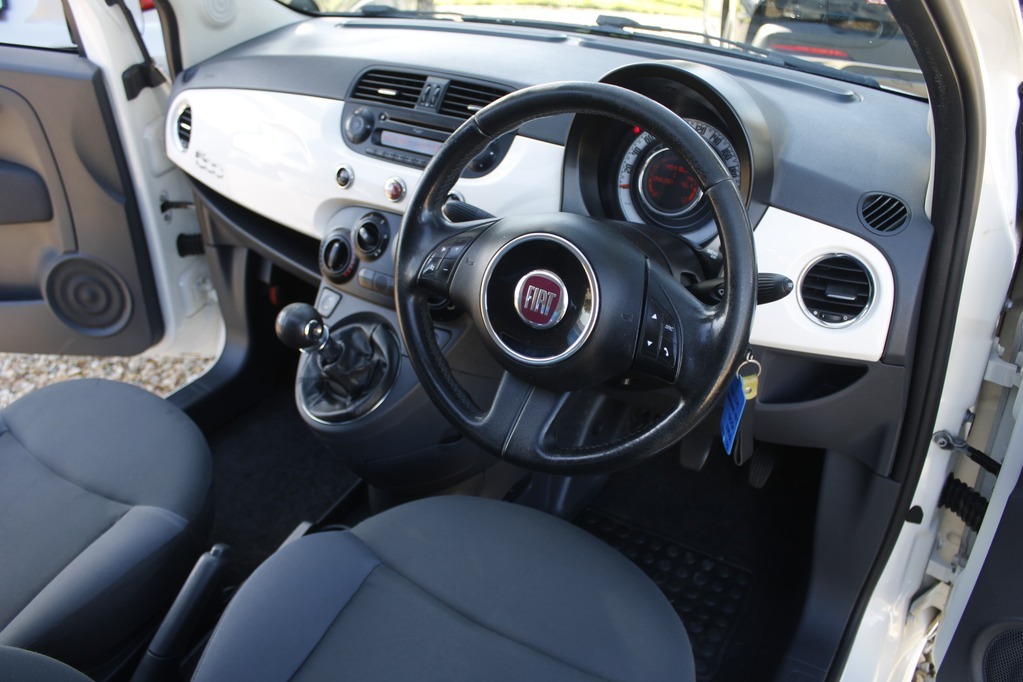 2012 FIAT 500, White, 144320Kms, Manual, Hatchback, Petrol, R99 900, Wingfield CYD