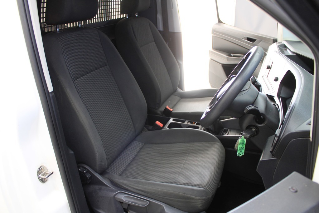 2022 VOLKSWAGEN CADDY, White, 176500Kms, Manual, Panel Van, Petrol, R249 900, Wingfield CYD