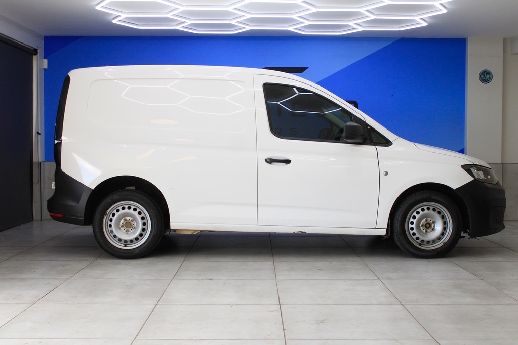 2022 VOLKSWAGEN CADDY, White, 176500Kms, Manual, Panel Van, Petrol, R249 900, Wingfield CYD