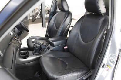 2012 TOYOTA RAV 4, Silver, 273714Kms, Manual, SUV, Diesel, R149 900, Wingfield CYD