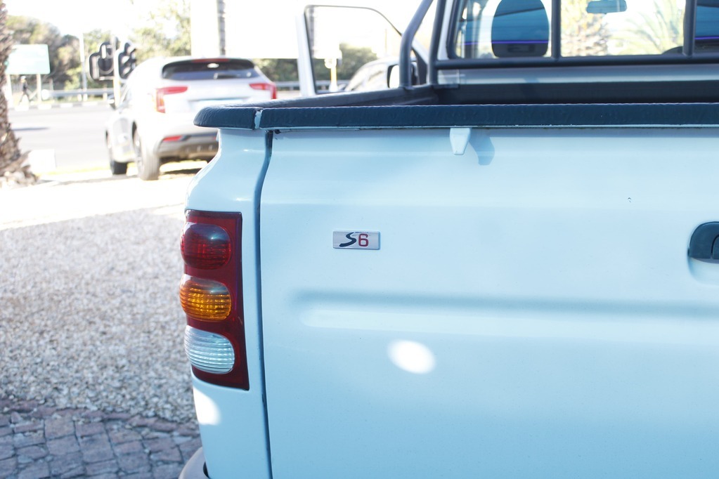 2022 MAHINDRA PIK UP, White, 141150Kms, Manual, Bakkie Single Cab, Diesel, R199 900, Wingfield CYD