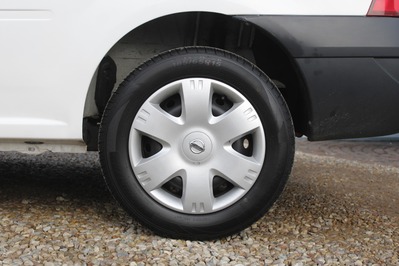 2024 NISSAN NP200, White, 114925Kms, Manual, Bakkie Single Cab, Petrol, R179 900, Wingfield CYD