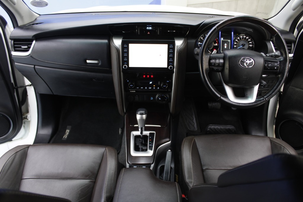 2020 TOYOTA FORTUNER, White, 124369Kms, Automatic, SUV, Diesel, R539 900, Wingfield CYD