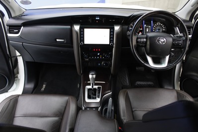 2020 TOYOTA FORTUNER, White, 124369Kms, Automatic, SUV, Diesel, R539 900, Wingfield CYD