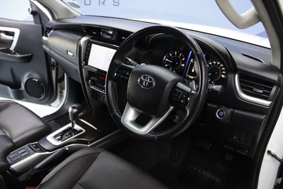 2020 TOYOTA FORTUNER, White, 124369Kms, Automatic, SUV, Diesel, R539 900, Wingfield CYD