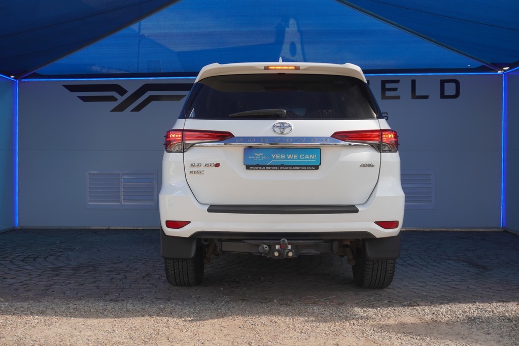 2020 TOYOTA FORTUNER, White, 124369Kms, Automatic, SUV, Diesel, R539 900, Wingfield CYD