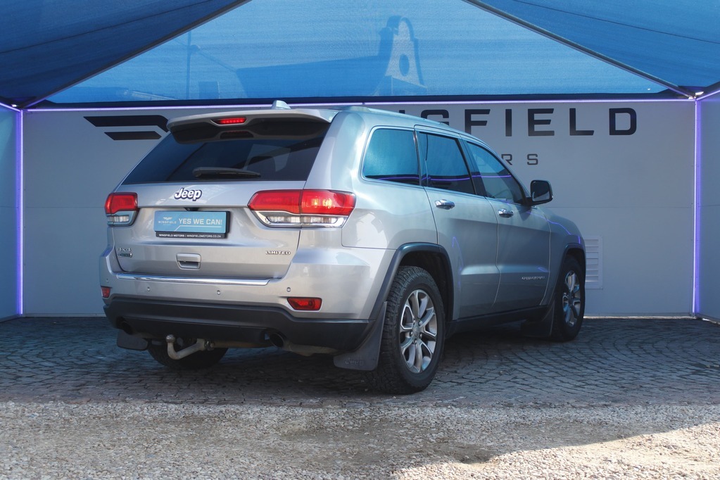 2014 JEEP GRAND CHEROKEE, Silver, 240639Kms, Automatic, SUV, Diesel, R149 900, Wingfield CYD