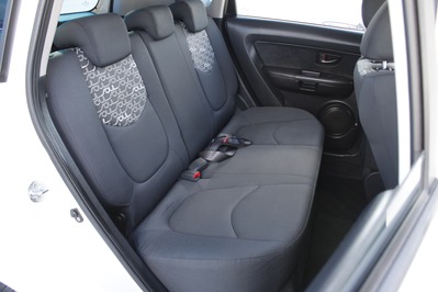 2011 KIA SOUL, White, 268420Kms, Manual, SUV, Petrol, R99 900, Wingfield CYD